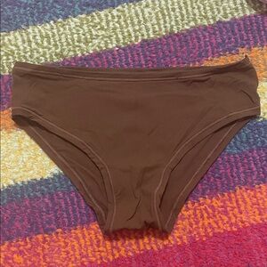 NWOT SKIMS Cocoa Brown Nude Breif Underwear sz XXS